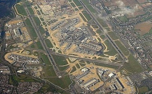 英未經同意搜查俄客機 將機長鎖在駕駛室