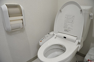 搶攻廁所商機！中日衛浴品牌競爭白熱化