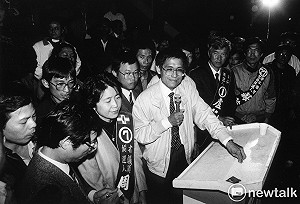 盧仔新書試讀14》翻牆回台的郭倍宏 大玩黑面具捉迷藏