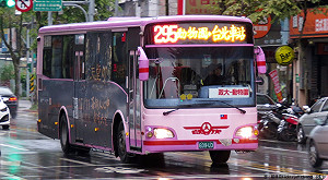 北市首批電動公車今年開跑！10月可望正式提供服務