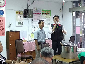 雙北比一比 議員痛批北市重建施政牛步