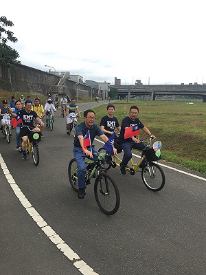 雙北合體接棒 丁守中預告「快了」