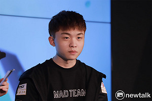 《英雄聯盟》MAD開幕戰奪勝 Uniboy自稱「佛系中路」
