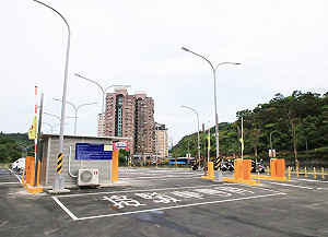 紓解就醫停車壓力 基隆長庚醫院啟用第二停車場