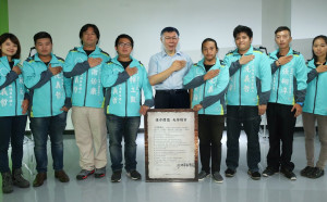 為澎湖青年陣線寫推薦信  柯文哲：年輕人願服務社會應支持