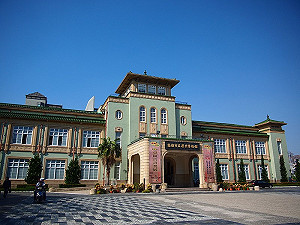 余杰觀點》十步殺一人，千里不回頭