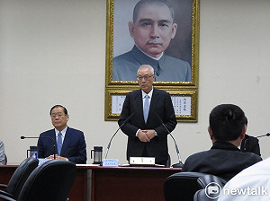5人全都納入民調決定人選 韓國瑜「解套」最佳方式