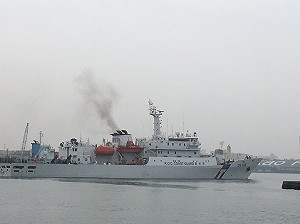防堵中國漁船越界！ 2000噸「台南艦」進駐澎湖