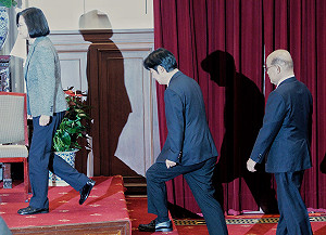 讀者投書》拼命三郎賴揆完成中繼 「會做事蘇內閣」要重新喚回民心