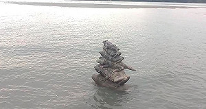 缺水？日月潭「九蛙疊像」現身 水利署：抽水發電正常景象