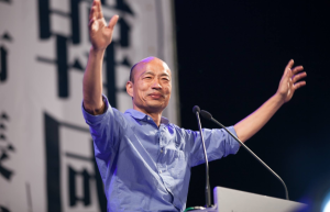 韓國瑜抵洛杉磯  僑胞熱情接機高呼：選總統！