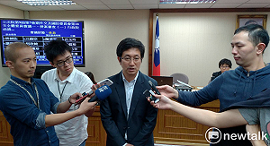 海軍新船艦叫什麼？ 鄉民惡搞習近平建議「維尼號」