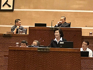 縣府秘書長陪備詢挨轟 林姿妙：尊重議長裁示