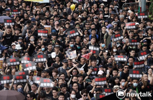 反送中風起雲湧！陸委會：向616百萬港人致敬！