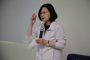 嘉義視察馬稠後長照園區 蔡總統：盼產業計畫都能順利進行