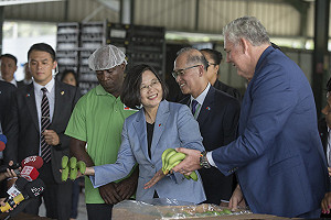 柯文哲猛嗆 蔡英文：我們都該在崗位上做最大的努力