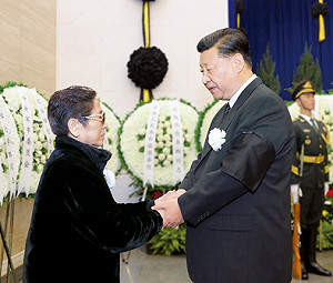 切割！王丹：前朝元老們缺席李鵬告別式 這極為反常…