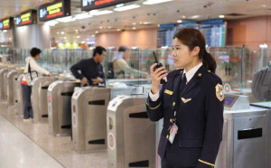 網傳港黑警將大批移民來台 移民署強調嚴格把關