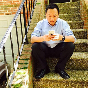 中國公安指王立強是逃逸詐欺犯？王丹：誰相信誰腦袋進水