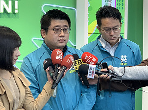 主張統一就是叛國？蔡英文重申3立場 林鶴明親上火線說明
