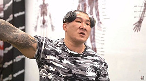 攻擊蔡阿嘎嫌犯是館粉？館長怒嗆：管他粉絲，是兒子也一腳踹過去