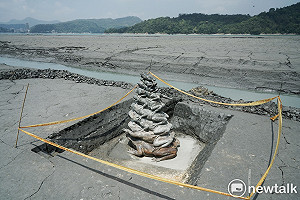 獨家直擊》日月潭九隻蛙全都露 凸顯疫情之外另一個嚴重的旱象問題