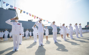 敦睦艦隊713人隔離期滿！全員採檢陰性即解隔離返家