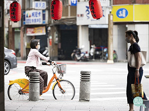 疫情衝擊！「海嘯第一排」觀光餐飲服務業能怎麼做？