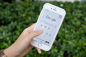 濫用個資謀取利潤！亞利桑那州長對Google提告「詐欺」