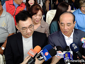 （影）國民黨槓上央視 陸民嗆：怕被說要飯 以後別來了！