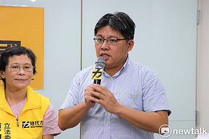 警政署防彈背心製造日期竟有兩層標籤 邱顯智：到底要防什麼？