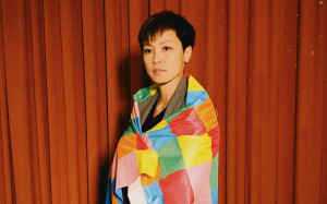 港警出動200警力搜查《立場新聞》 何韻詩等6高層被捕