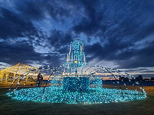 七夕景點再 1！八里浪漫光雕述說愛情歷程