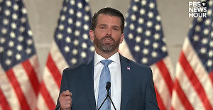 「有錢的烏克蘭人都逃往海外」小唐納：川普可能放棄調停烏俄戰爭