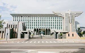 F-16飛官操演遭G力昏迷  空軍：持續強化體能及風險評估 