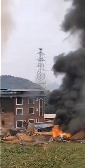 外媒瘋傳台軍機擊落中蘇愷35戰機影片 事實查核中心：印度的假消息