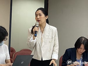 退群風波 朱立倫允送徐巧芯新手機 網起鬨：計畫通