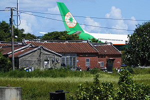 良影一二》桃園航空城第三跑道預定地 廣告物鋪天蓋地 土地買賣成全民運動