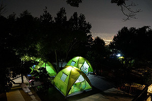 伴台北璀璨夜景入眠！碧山露營場開放兩梯次初學者免費體驗