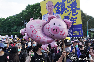 凱道抗議豬農遭警詢問 孫大千 : 綠營查水錶就叫「保護民眾」?