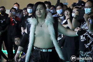 精采絕倫！ 惡王Kazuya摔角「物理超渡擂台」獲滿堂采