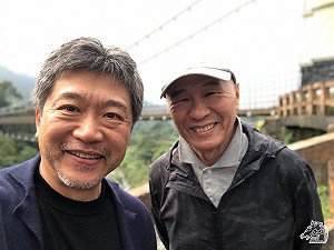 台日大導同遊九份！曬開懷燦笑照 網推：追星典範