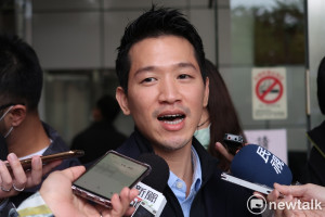 雙北警局長被挑釁污辱 何志偉：市長若不重視，就吞一隻蟑螂啦！