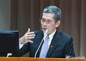疫情加劇重創藝文團體 李永得：明天將公布紓困辦法