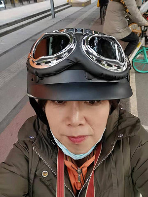 我空軍失事舉國哀悼 黃智賢:飛行員不如鳳梨