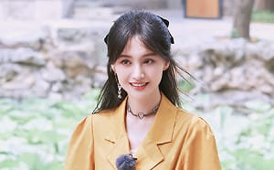 鄭爽遭爆「代孕棄養、逃漏稅」神隱4年！工作室推AI短劇疑復出