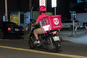 外送平台客訴較去年暴增2倍！foodpanda、Uber Eats兩業者遭申訴近2千件