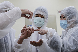 聯亞EUA未過｢股價10分鐘崩跌43％!｣台塑生醫6月出脫持股賺近十億