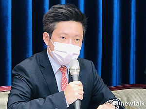 民間企業捐贈疫苗 總統府： 必須依兩大原則進行 確保國人安全健康