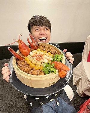 狂嗑高熱量宵夜還不胖？！蔡阿嘎親測「黃金一小時」減肥法